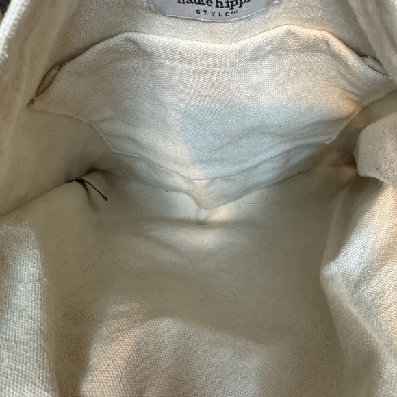 Haute Hippie Style Handwoven Raffia Pearl Embellished - Picture 2 of 7